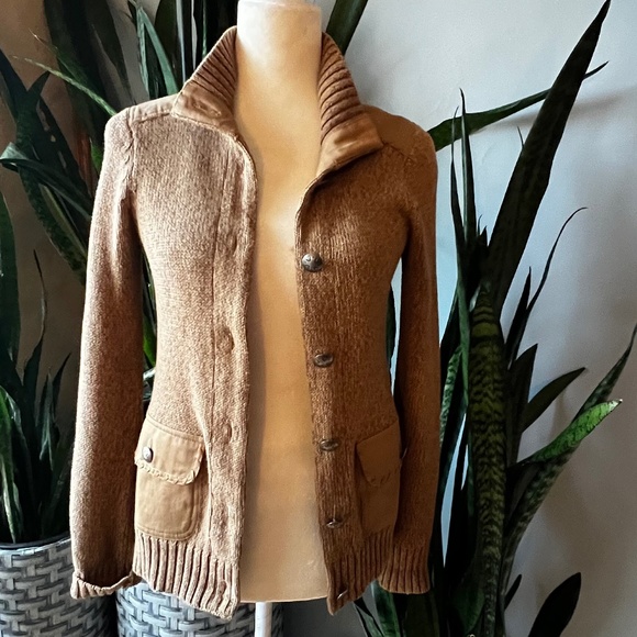 Southwestern Style Cardigan Sweater w/ Silver Buttons - Picture 3 of 9